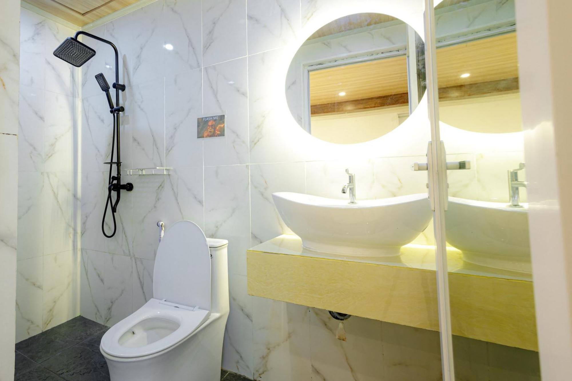 Urbanview Hotel Kota Tua 자카르타 외부 사진